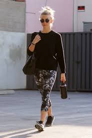 Celebmafia Celebrity Style Fashion Clothes Outfits Photos Gifs Videos Page 11847 Of 17881 A guide outfit templates, fashion drawing for clothing designers, volume.1: