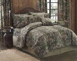 Realtree and advantage are some of the most recognizable and visible brands in the outdoor marketplace. Realtree Xtra Green Comforter Set Camo Comforter Set Camouflage Bedding Blanket Warehouse