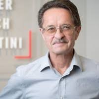 Tim Grattan's Instagram, Twitter & Facebook