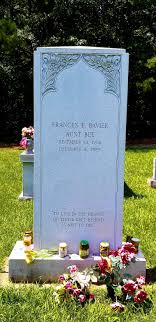 The actress rather focused her energies on her hollywood career. That Day I Took A Jar Of Pickles To Aunt Bee S Grave Photo