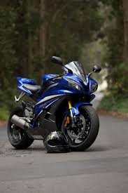 Custom Black And Blue Motorcycle Motorcycle Ride Designs Every Men Should Have Bikes Motorbike Coolbikes Bigbike Scary In 2020 Sport Bikes Yamaha Bikes Motorcycle