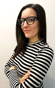 T H E C H R O N IC L E O F H IG H E R E D U C A T IO N O NL I NE 2 .0 C H R  O N IC L E .C OM