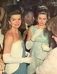 Maybe you would like to learn more about one of these? Die 20 Besten Ideen Zu Jackie Kennedy Royale Hochzeiten Jacqueline Kennedy Onassis Jackie Kennedy