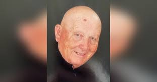 Doug Knapp's Instagram, Twitter & Facebook