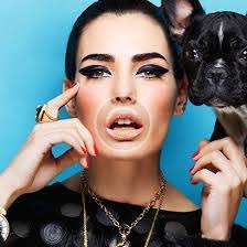 Martha Berger's Instagram, Twitter & Facebook