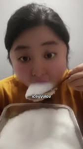 Delicious Ice Treats: Shaved Ice and Ice Eating