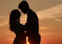 Significa q has estado pensando en el no lo has olvidado pero amiga arriba ese animo hombres hay muchos ese no es el único mejor búscate un chico con quien salir como dice un dicho a rey muerto rey puesto no te quedes todo el tiempo pensandooo en el. Pensamientos De Amor Para Dedicarle A Tu Pareja En Este 2020