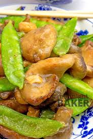 Cashew Chicken With Snow Peas And Mushrooms Cashew Chicken Asian Chicken Stir Fry Shellfish Recipes