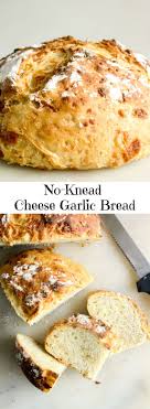 Crusty And Chewy No Knead Bread With Garlic Powder And Cheddar Cheese In 2020 Garlic Cheese Bread Yummy Food Dessert Cheddar Cheese Bread Recipe