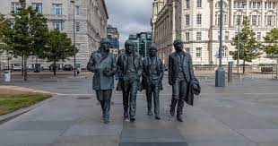 The hotel opened in 1991, replicating a historic hotel originally opened in 1840 and reconstructed in 1889. Guide De Voyage Angleterre Geo Fr
