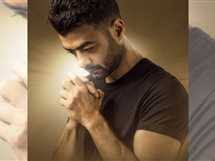 استماع وتحميل اغنية هيثم شاكر ايامى معاك mp3 من البوم جديد عليا , دندنها. Ù‡ÙŠØ«Ù… Ø´Ø§ÙƒØ± ÙŠØªØ­Ø¯Ø« Ø¹Ù† Ø¥ØµØ§Ø¨ØªÙ‡ Ø¨Ù€ Ø³Ø±Ø·Ø§Ù† Ø§Ù„Ù‚ÙˆÙ„ÙˆÙ† ÙÙŠØ¯ÙŠÙˆ Ø§Ù„Ù…ØµØ±ÙŠ Ø§Ù„ÙŠÙˆÙ…