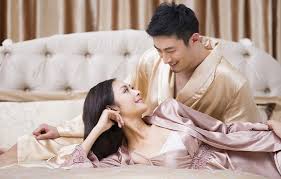 Demikian lah sobat sedikit ilmu mengenai tips agar ml tidak sakit khusus untuk para pasangan baru yang sebentar lagi mau menikah dan merasa khawatir merasakan sakit ketika melakukan hubungan intim Relax Ladies Ini Dia 9 Tips Malam Pertama Anti Sakit Favo