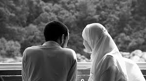 Seorang lelaki ditemui mati menggantung diri akibat perselisihan faham dan kecewa selepas isterinya meminta cerai, di luar sebuah rumah di kampung surau pendek, dekat sini, pagi tadi. Pasangan Boleh Elak Bercerai Jika 10 Perkara Ini Dilakukan Oh Ini Rupanya Tips Bahagia