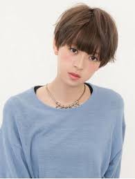 丸いフォルムとマッシュバングのイノセントショート ベリーショートヘア ビューティー ヘアスタイル