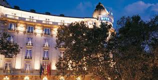 Maybe you would like to learn more about one of these? Paseo Del Arte Tourismus Madrid