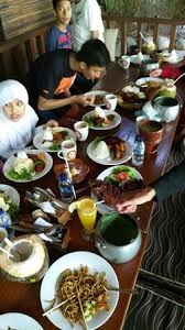 Nasi goreng daging black pepper. Nasi Goreng Seafood Daging Black Pepper Bild Von Kampung Daun Bandung Tripadvisor