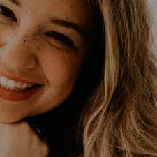 Amber Bonnell (@AmberBonne62574)