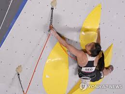 서채현이 30일(한국시간) 슬로베니아 크란에서 열린 ifsc 리드 월드컵 4차 대회 여자부 결승에서 34.5+를. 8bkc Nhgetfbgm