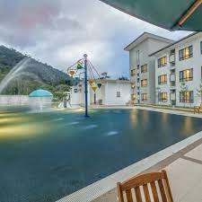 Erya by suria hot spring hotel is just 16km away from bentong town, i booked 2x deluxe garden view quadruple room, which have 2 queen beds and include 4pax of nestled amongst the natural green scenery of bentong, suria hot spring resort, bentong offers an outdoor pool and a restaurant. Eryabysuria Hot Spring Bentong Home Facebook