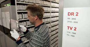 Danmark radio er meget rig på programmer, hvad enten nyheder, danmarks musik, hits, danmarks sociale eller endda religiøse programmer, du vil finde din smag på vores applikation. Radio Og Tv Samlingen Kb Dk