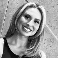 Louise Pinder's Instagram, Twitter & Facebook