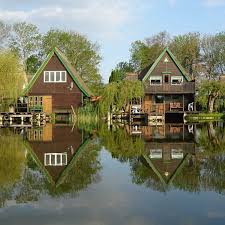 Vierzimmerwohnung kaufen in omegna direkt am see mit garage. Pin Auf Ferien Am Wasser