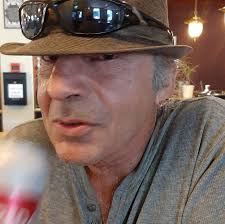 Les Quennevais School Friends (For everyone who went in 1976)