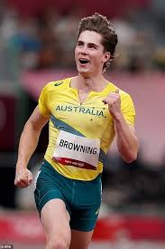 He represented his country in the 4 × 100 metres relay at the 2017 world championships without qualifying for the final. Qyserksq5kwuum