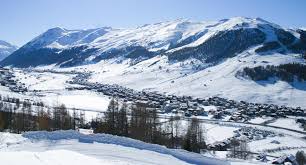 Kaiserwetter und neuschnee am ersten skitag der saison 2019 / 2020 am hintertuxer gletscher in tirol, österreich. Die Besten Skigebiete Fur Anfanger In Den Alpen Ultimativer Leitfaden Fur 2021 Skibro Blog
