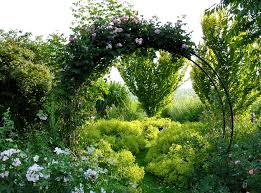 Metall rosenbogen für den garten, lieferumfang: Rosenbogen Im Garten Hilfreiche Tipps Zu Auswahl Aufbau Und Bepflanzung Heimwerker Tipps