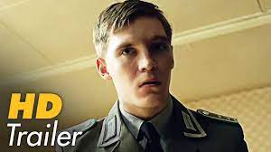 ˈdɔʏtʃlant ˌzɛksʔʊntˈʔaxtsɪç) is a 2018 german television series starring jonas nay as an agent of east germany in 1986, in relation to the angolan civil war. Deutschland 83 Season 1 Trailer 2015 New Series Youtube
