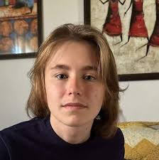 BIOGRAFIA DE UN GRANDE: Dr. Antonio Nores Martinez Antonio Nores Martínez,  nace en la ciudad de Córdoba Argentina, el 18 de noviembre de 1907.  Comienza su primaria en 1914, termina sus estudios