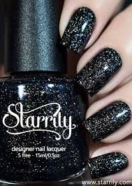 Short Black Acrylic Nails With Glitter Black Coffin Nails Black Acrylic Nails Long Black Gel Nail Short Black Nails Black Cute Nails Black Matte Holographic Nails Nail Art Manicure Trendy Nails