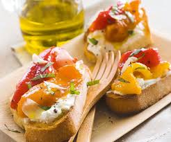 Bruschetta A La Ricotta Et Poivron Grille Recette Gourmand Recette Recette Italienne Ricotta Recette