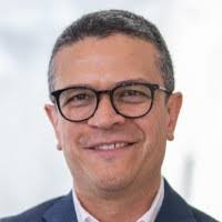 Oscar Castanon's Instagram, Twitter & Facebook