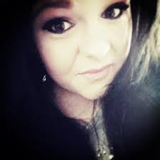 Danielle Paton (daniellepatonxx@)