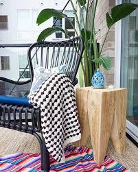 Ubhometeam Posted To Instagram Throw Blankets Can Make Or Break A Room What Are Some Of The Blankets You Have U Diy Patio Furniture Diy Patio Diy Side Table
