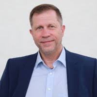 40+ Profile mit dem Suchbegriff „Leonhardt“