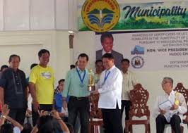 (born july 6, 1949), better known as noli de castro or kabayan noli de castro, is a filipino journalist, anchorman, and politician.he was elected to the senate of the philippines in 2001 after receiving the most votes of any senator in the 2001 election. For Calling Them Lazy And Ksp Poor Filipinos Strike Back At Noli De Castro Bulatlat
