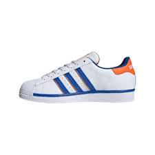 Hallo, aufgrund von verkleinerung verkaufe ich diese und weitere schuhe von adidas. Adidas Originals Sneaker Superstar Herren Orange Weiss Blau Grosse 44 5 45 Adidas Originals Sneaker Superstars Schuhe Adidas Superstar Blau