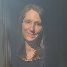 Amazon.com: Wilde World: 9798883931610: Igarashi, J, Kostova, K: Books