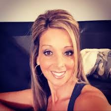 Tammy Knighton's Instagram, Twitter & Facebook