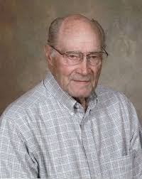 Leslie Mangus's Instagram, Twitter & Facebook