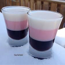 Simply muddle mint leaves, lime, and sugar or simple syrup in a pitcher. Neapolitan Dynamite Shots Kahlua Tequila Rose White Godiva Chocolate Tipsy Bartender Tequila Rose Drinks Alcohol Recipes