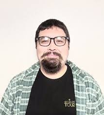 Bruce Fredrickson's Instagram, Twitter & Facebook