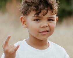 This pic 😂 KINGSTON JESSE MOSES & JEREMIAH MAXWELL JOSHUA swipe ➡️➡️➡️ 📸=  @lovedandours