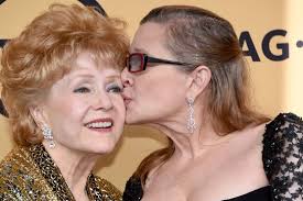 Debbie Reynolds muere un día después de su hija Carrie Fisher