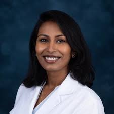 Elizabeth Barrows's Instagram, Twitter & Facebook