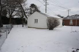 18031 Snow Avenue Dearborn Mi 48124 Mls 219013013 Listing Information Sine Monaghan Realtors Real Living Real Dearborn Real Estate Exterior Brick