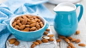 Le Lait D Amande Est Il Bon Pour La Sante Lait D Amande Amandes Bienfaits Amande